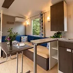 Ferienhaus Le Mimosa, Mobil-home Climatise Au Coeur Du Vignoble Et A Quelques Metres De La *