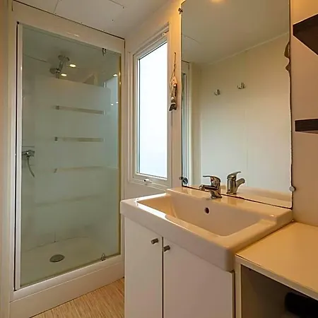 Le Mimosa, Mobil-home Climatise Au Coeur Du Vignoble Et A Quelques Metres De La Hyeres